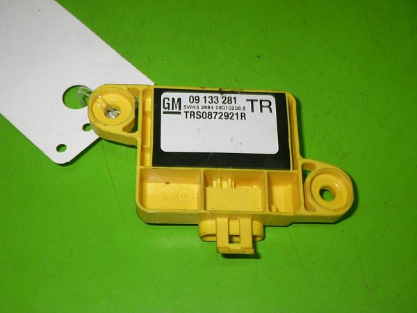 Distributor, electronic box OPEL ASTRA G Estate (T98)
