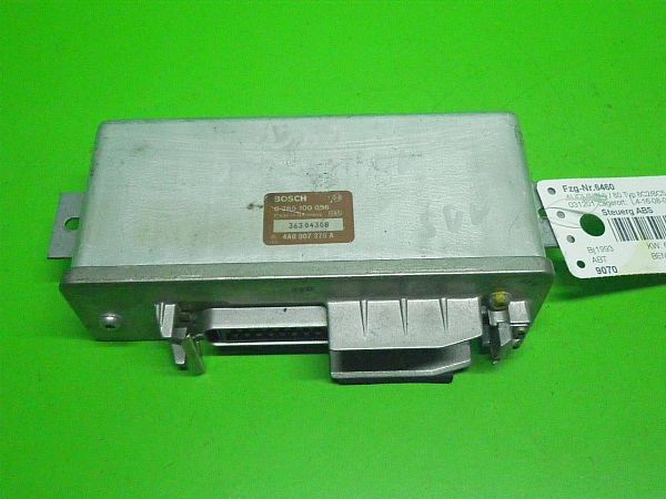 Boitier commande ABS AUDI 80 (8C2, B4)
