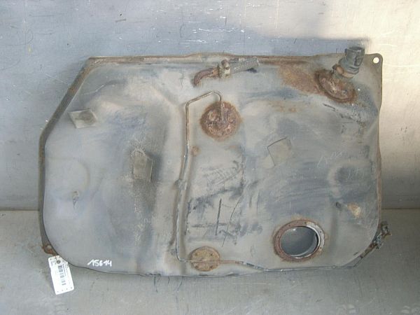 Tank TOYOTA COROLLA Compact (_E10_)