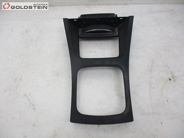 Gear shifter trim