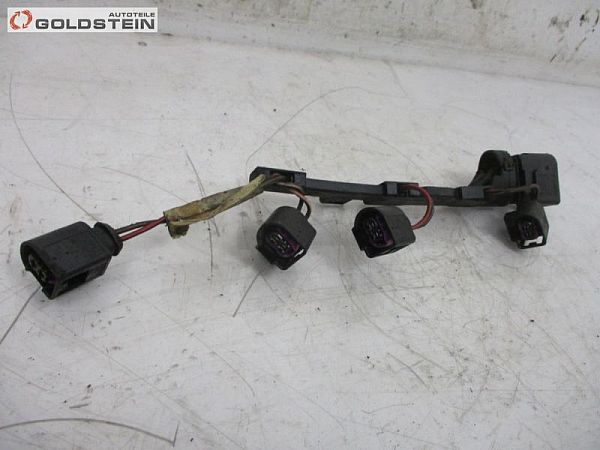 Fuel injector wires