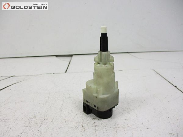 Clutch pedal sensor