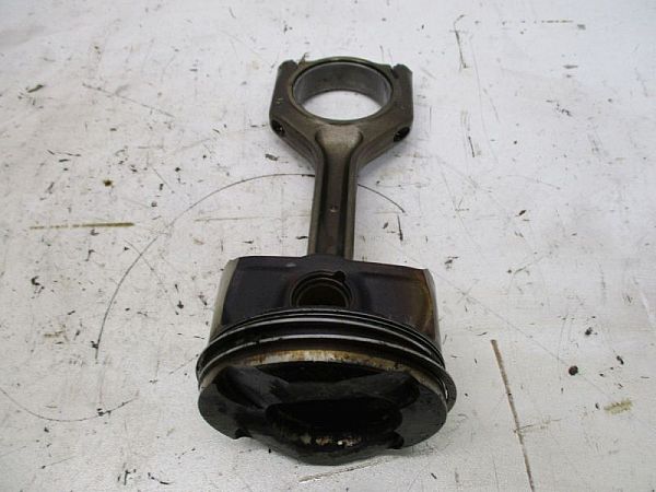 Piston with connecting rod
