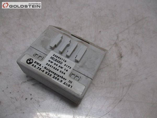 Yaw turn rate sensor