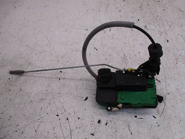 Door lock VOLVO XC90 I (275)