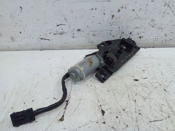 Tailgate lift motor