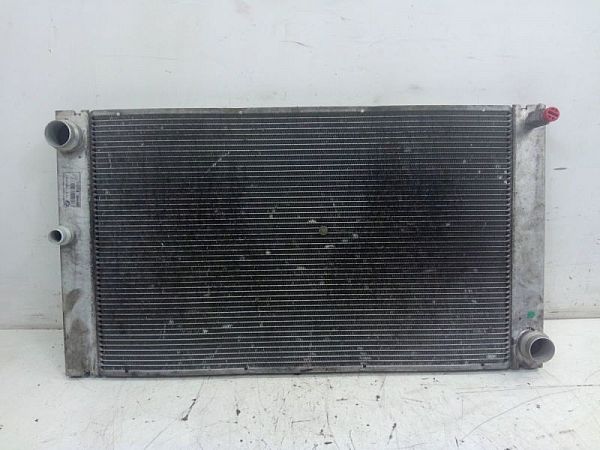 Coolant radiator