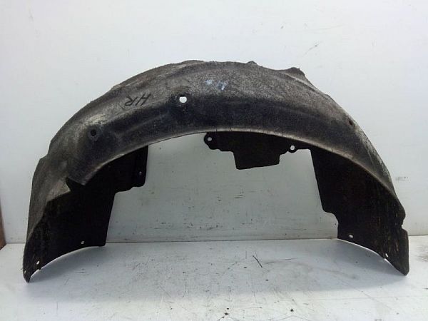 Rear wheel arch liner