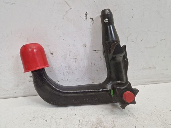 Detachable towbar