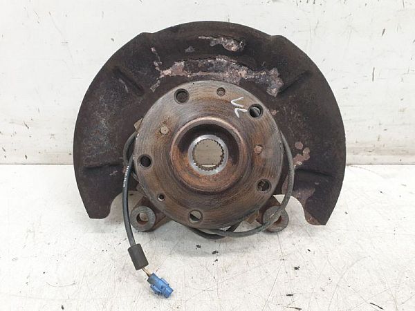 43421-79J02 : Spindle - front and Front hub - Autoparts24