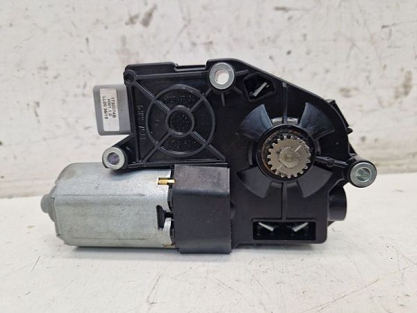 Moteur de toit ouvrant