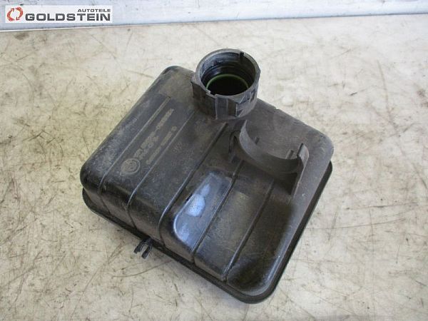 Intake resonator