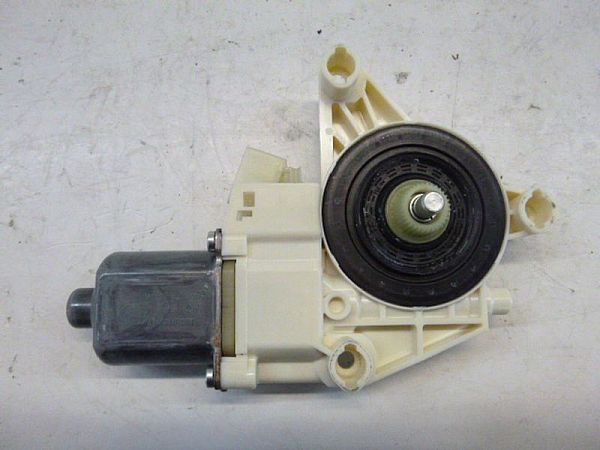 Window regulator motor MERCEDES-BENZ E-CLASS (W212)
