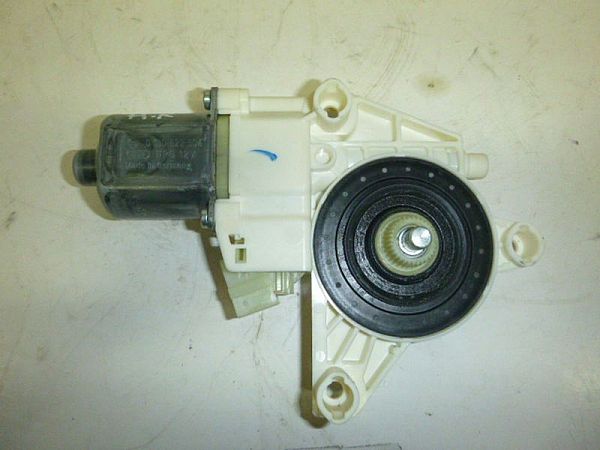 Window regulator motor MERCEDES-BENZ E-CLASS (W212)