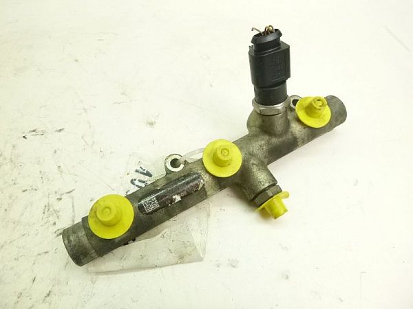 Fuel main line pipe