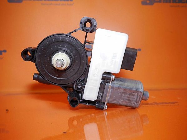 Lift AUDI A4 B9 Avant (8W5, 8WD)