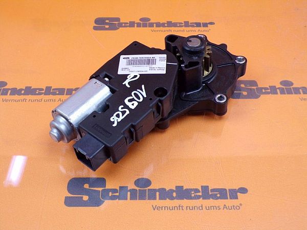 Convertible roof motor