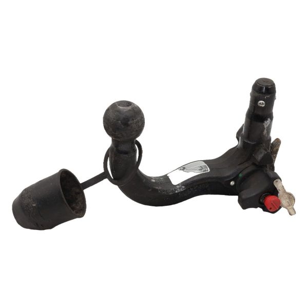 Detachable towbar
