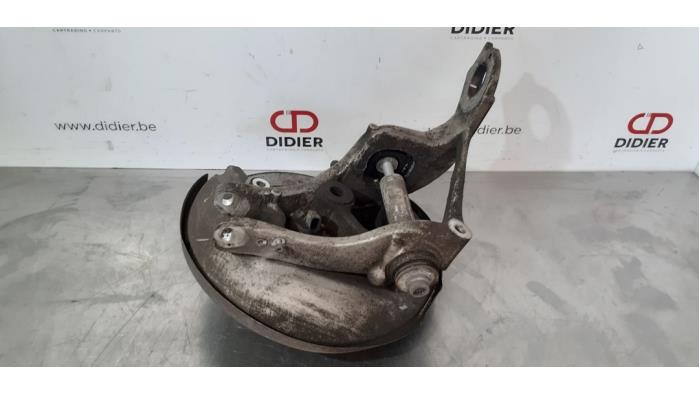 Wheel hub spindle
