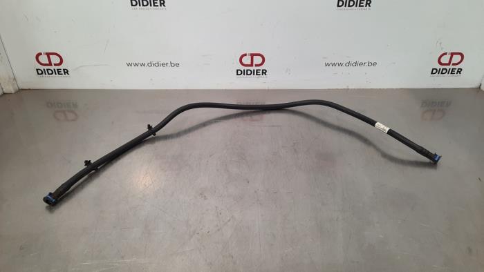 Headlight washer pipe
