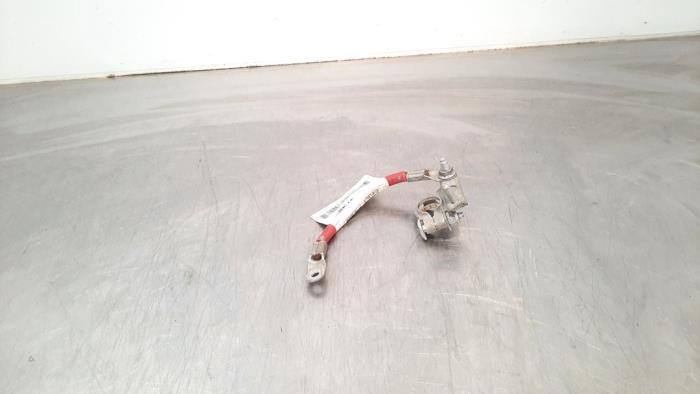 Positive cable battery