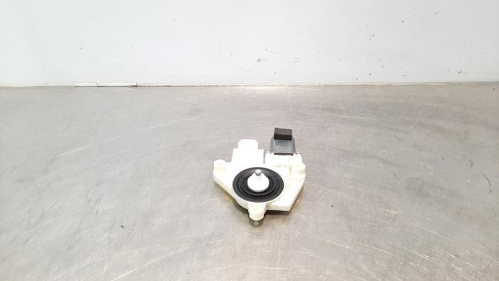 Door window regulator motor