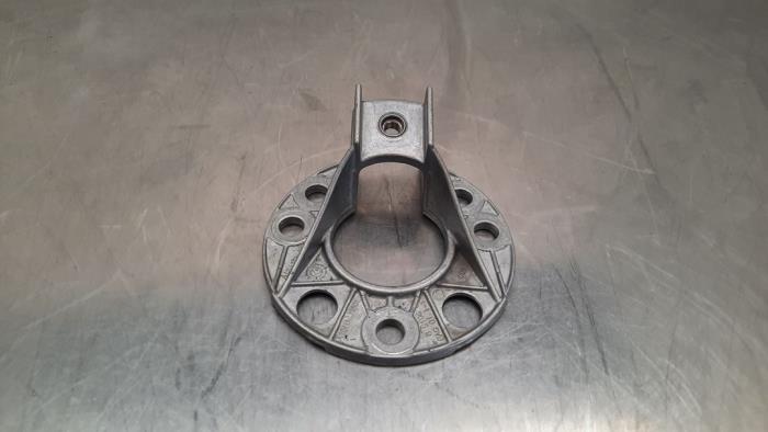 Upper strut mount