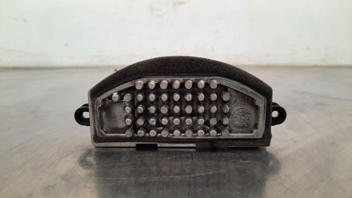Heater blower motor resistor