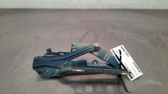 Bonnet hinge PEUGEOT 3008 II SUV (MC_, MR_, MJ_, M4_)
