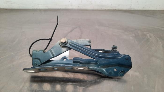 Bonnet hinge PEUGEOT 3008 II SUV (MC_, MR_, MJ_, M4_)