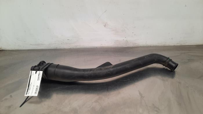 Fuel tank filler neck pipe