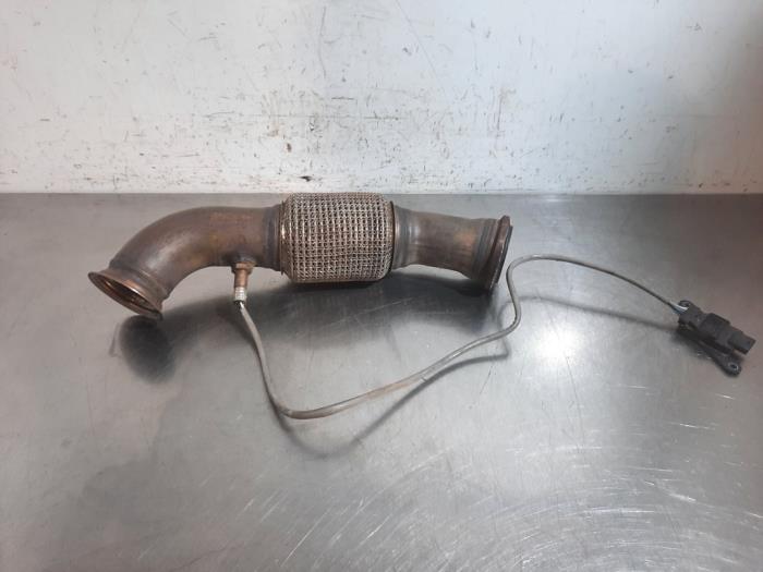 Exhaust flexible connection