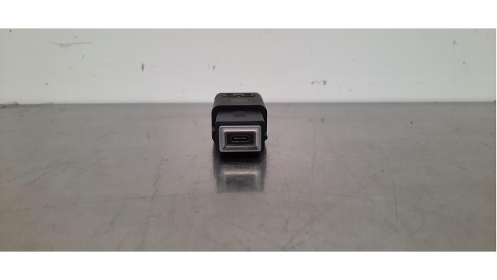 AUX-/USB-Anschluss CITROËN C5 X (ND_, NC_)