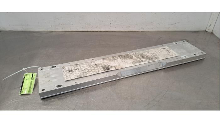 Fernscheinwerfer PEUGEOT 208 II (UB_, UP_, UW_, UJ_)