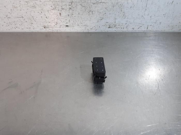 Navigation/Teile AUDI A4 (8W2, 8WC, B9)