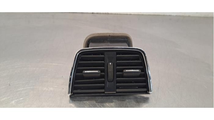 Lufteinlass - hinten SKODA OCTAVIA III Combi (5E5, 5E6)