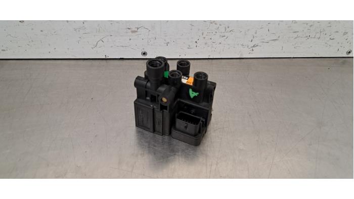 Air suspension valve block