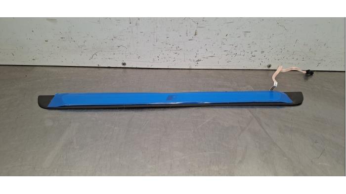 Front sill