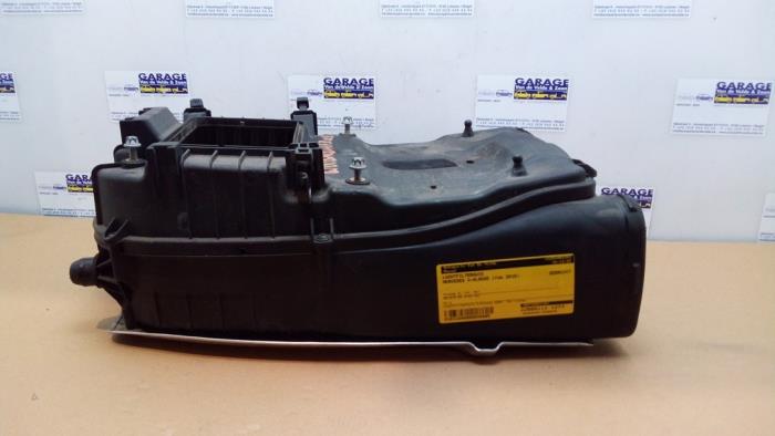 Air filter box