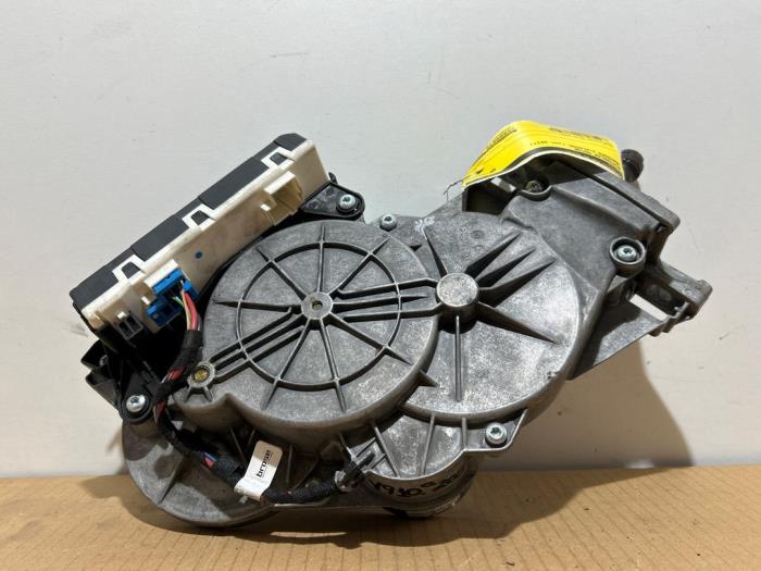 Tailgate lift motor
