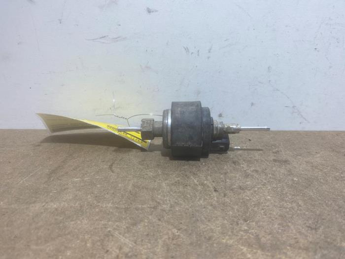 Webasto auxiliary heater fuel pipe