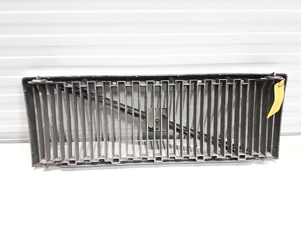 Kühlergrill VOLVO 760 Kombi (704, 765)