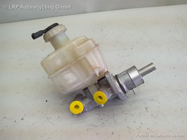 Brake - Master cylinder LAND ROVER DISCOVERY III (L319)