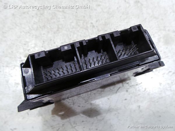 Pdc control unit (park distance control) AUDI A4 Avant (8E5, B6)