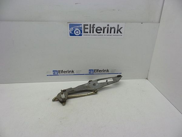 Rear window wiper mechanism