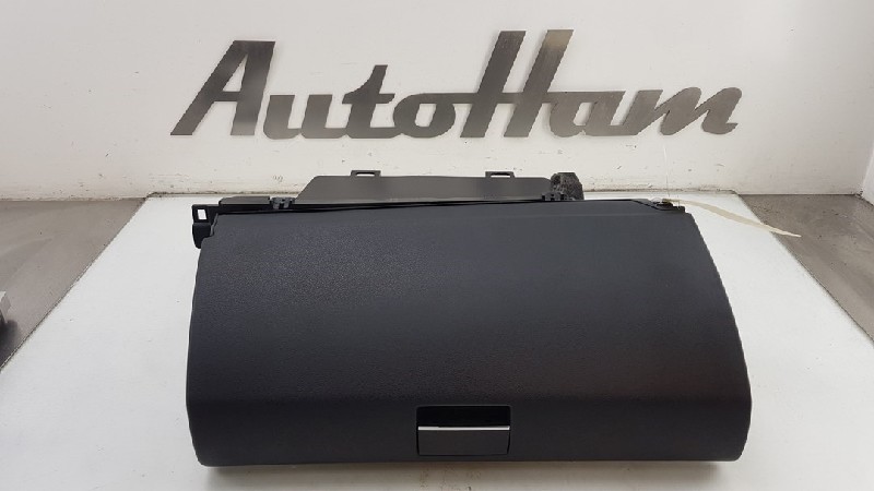 Handskerum MERCEDES-BENZ B-CLASS (W245)