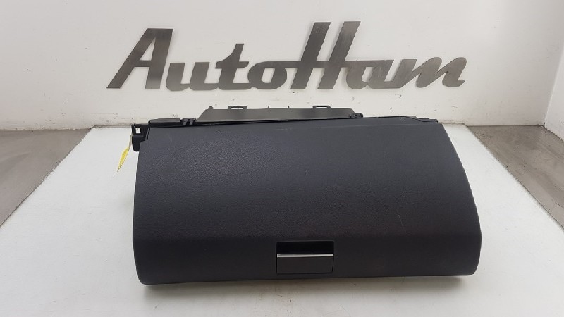 Handskerum MERCEDES-BENZ B-CLASS (W245)