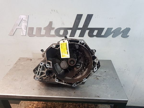 Schaltgetriebe OPEL CORSA C (X01)