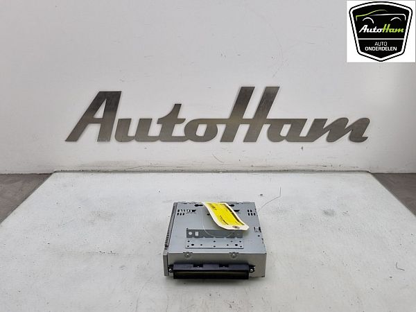 Radio - multi display VOLVO C70 II Convertible (542)