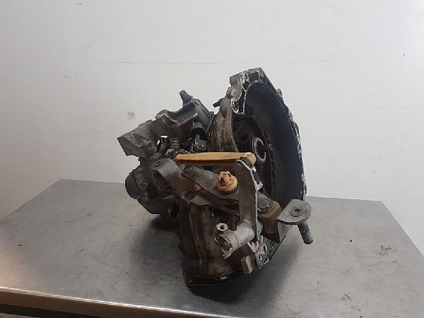 Schaltgetriebe OPEL CORSA D (S07)